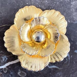 Vintage signed Lieba USA dress clip scarf clip goldtone